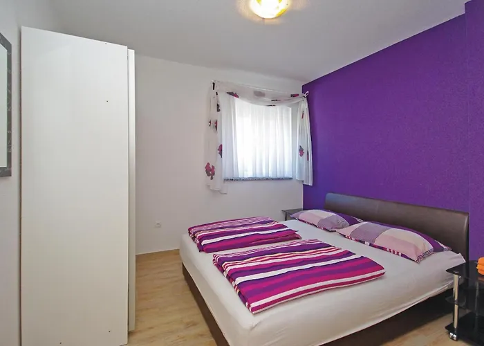 Two-bedroom With Sea View 06 Makarska