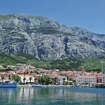 Two-bedroom With Sea View 06 Makarska